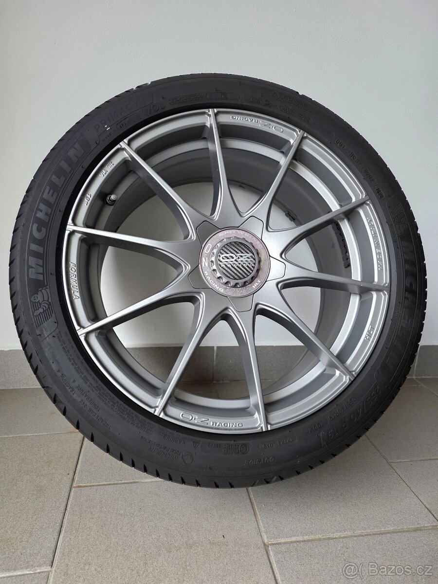 OZ Formula HLT _ 5x120 - Letní Michelin 255/40/19 - 5