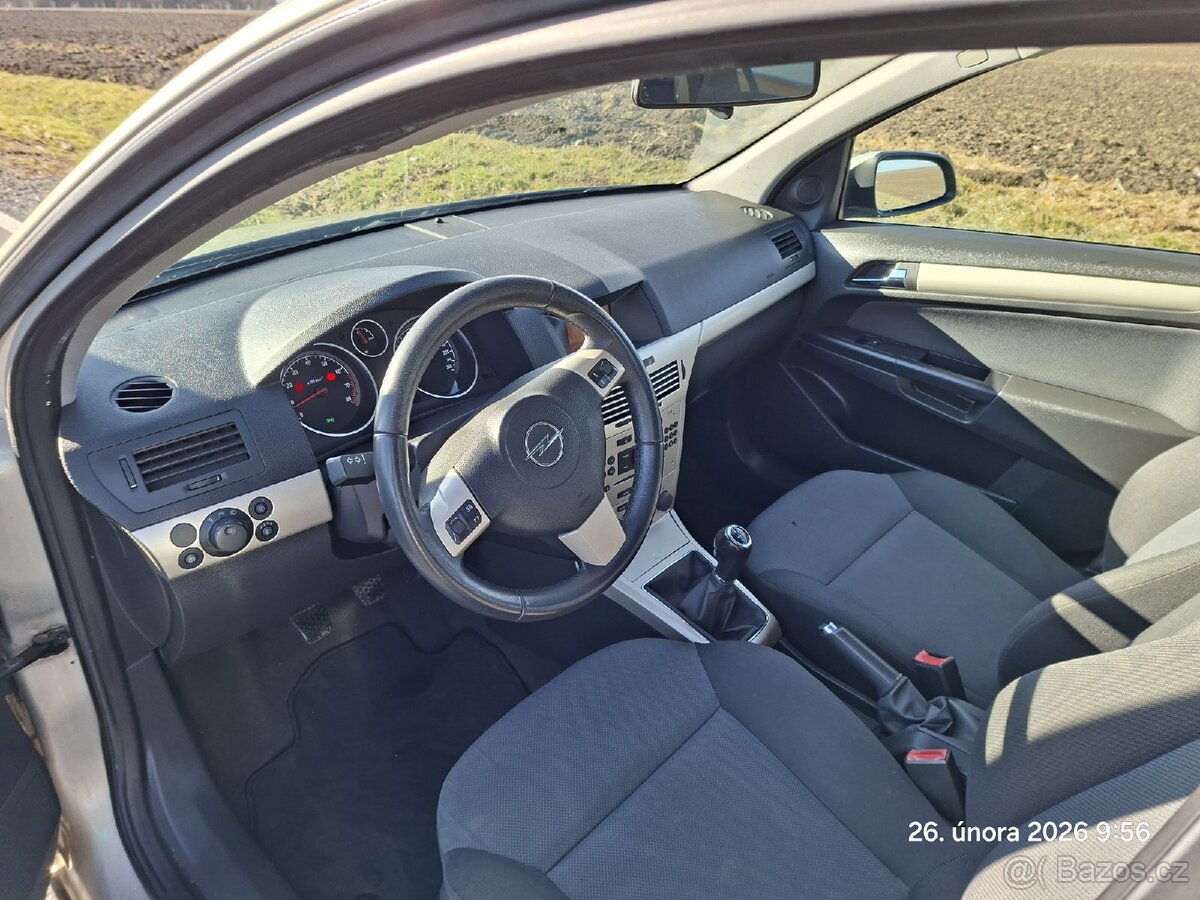 Opel Astra 1.6i, nová STK - 5