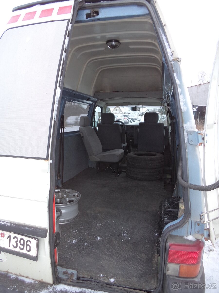 T4 2,5 75kw 5 míst - 5