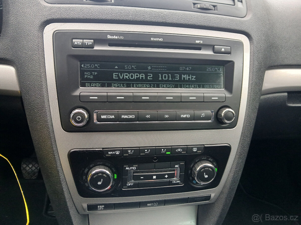 Škoda Octavia Com 1.4 TSI Elegance - 5