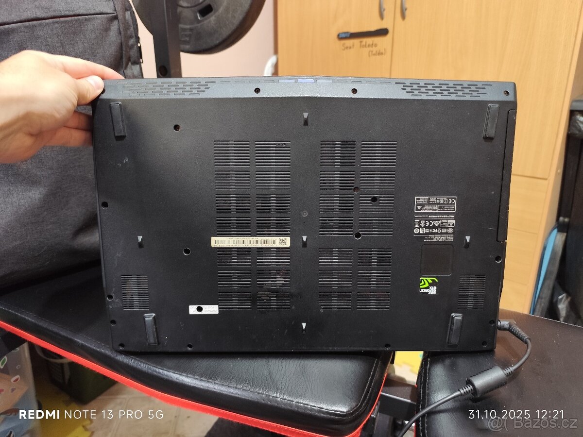 MSI GE72 Apache Pro (GE72 6QF-007CZ Apache Pro) - 5