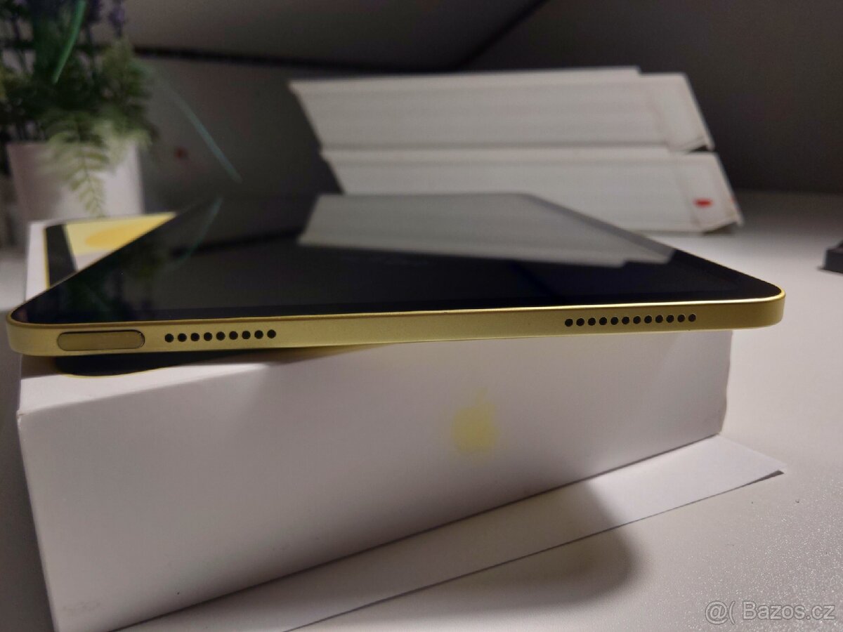 Model: iPad 10. generace (2022) — 64 GB, Wi-Fi
- 5