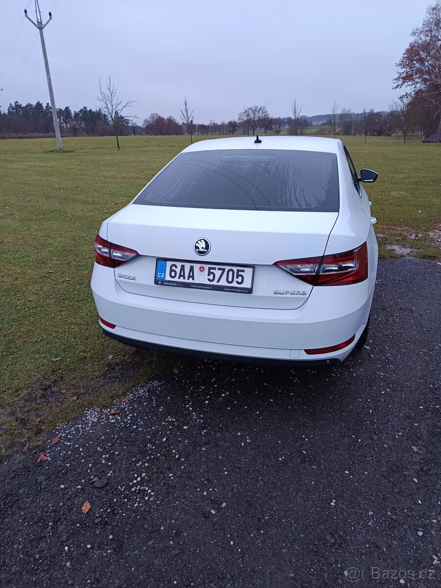 Prodám škoda Superb 2.0 TDI dsg 140 kw - 5