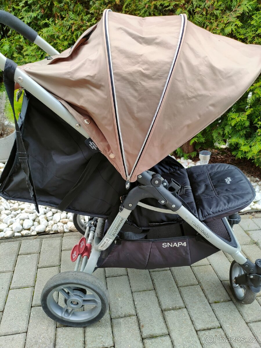 Sportovní kočárek VALCO SNAP 4 - 5