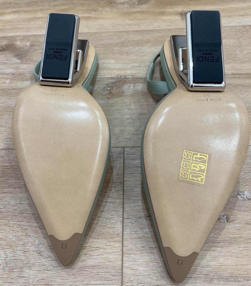 đ LuxusnĂ lodiÄky Fendi First â NOVĂ â 40% sleva đ - 5