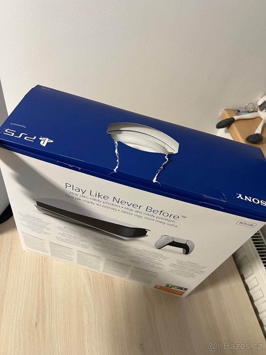 Herní konzole PS5 / PlayStation 5 s mechanikou - 5