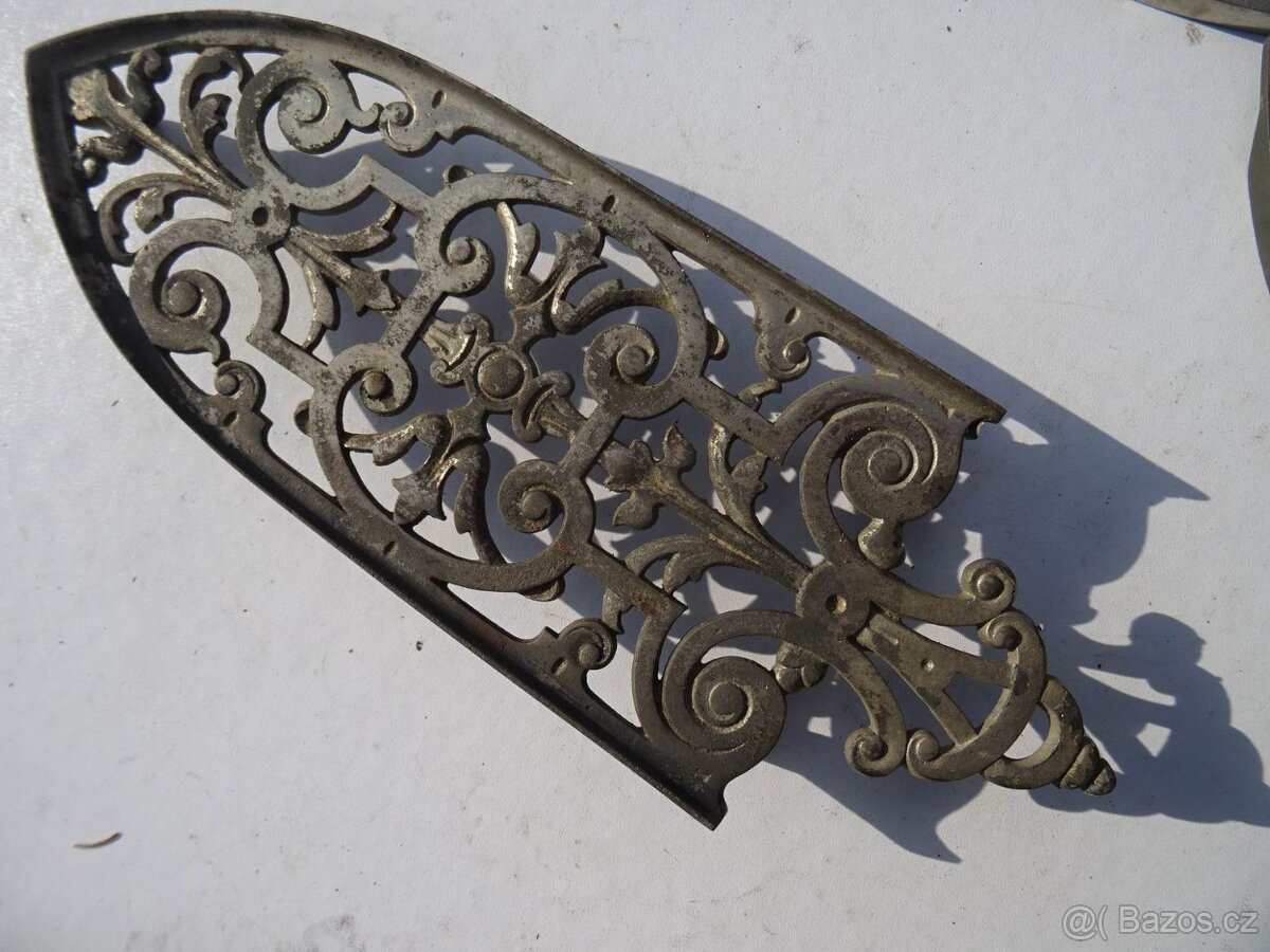 Staré podložky pod žehličky . - 5