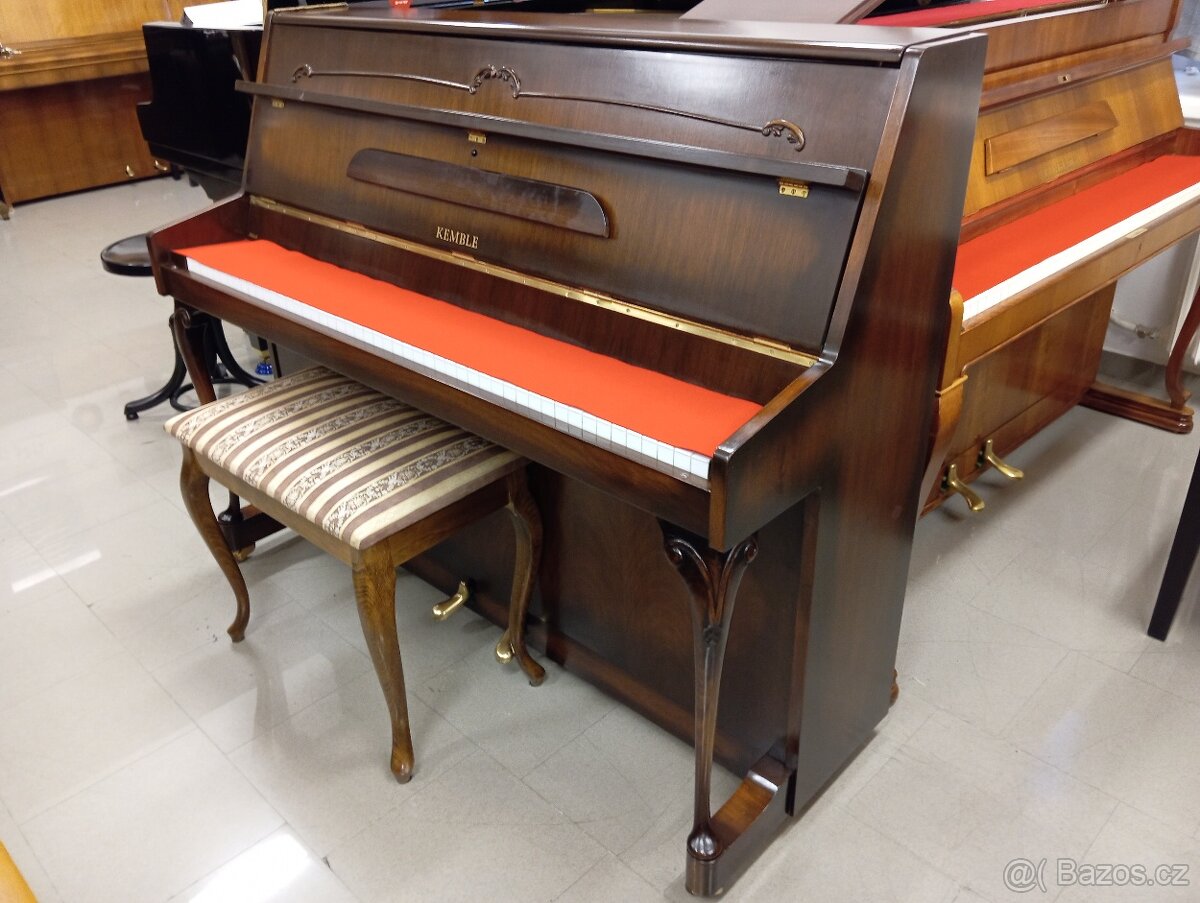 Prodám malé pianino Kemble mod.107-Dovoz zdarma 24/7 - 5