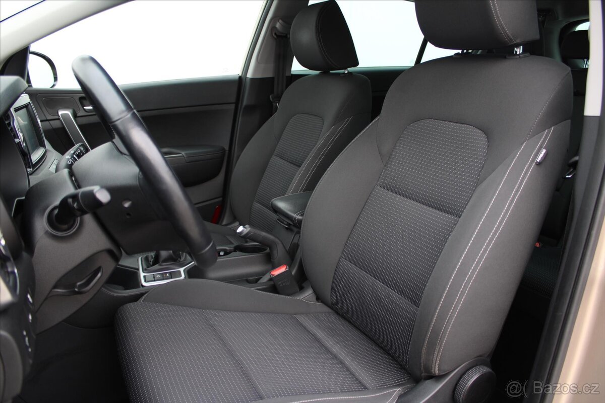 Kia Sportage 1.7 CRDI 72.000KM NAVI ČR (2017) - 5
