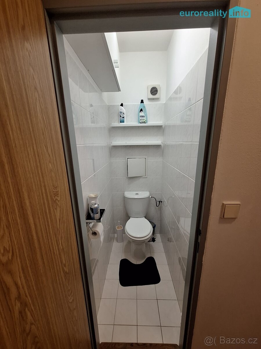 Pronájem, byt 2+KK, Plesná, ul. Kostelní - 5