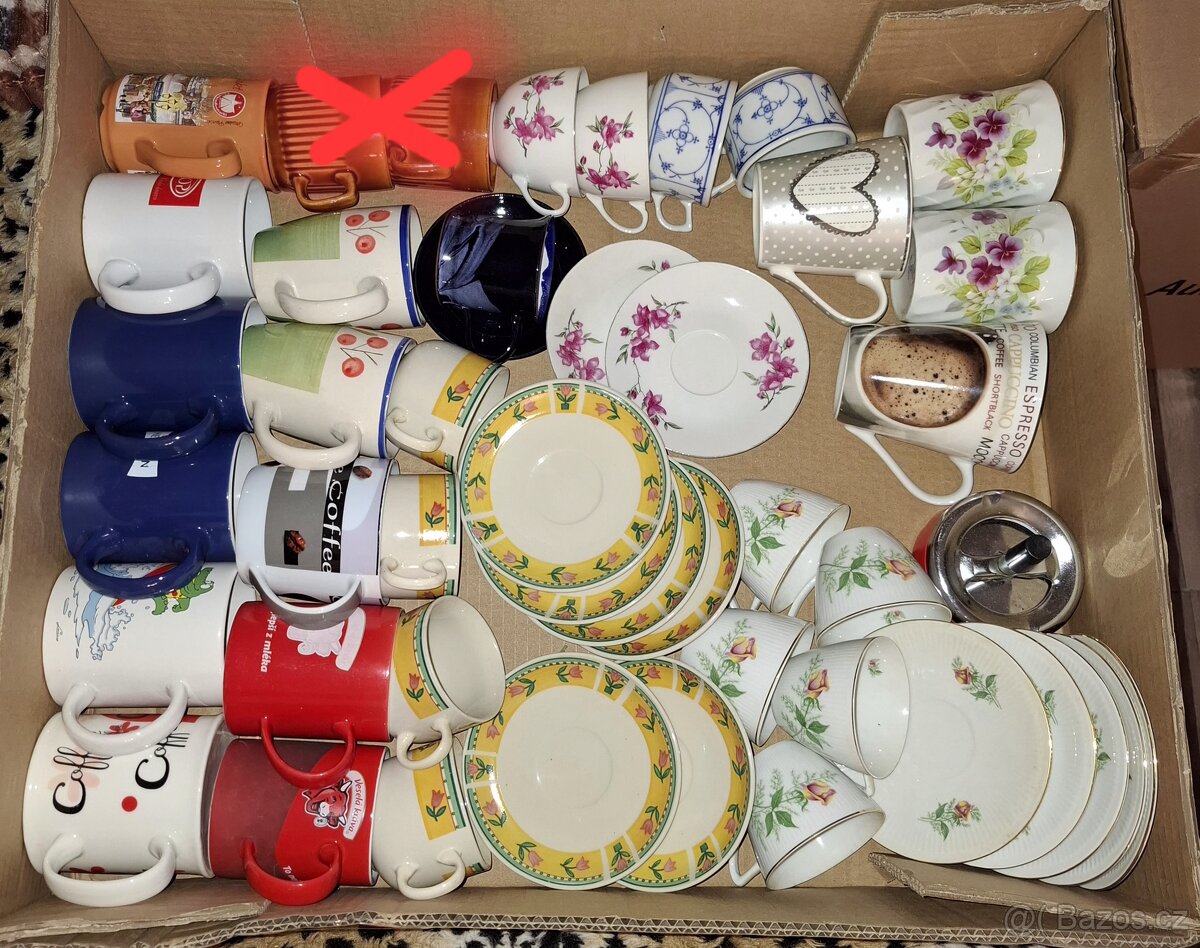 Hrnky, šálky, podšalky a talíře - 5