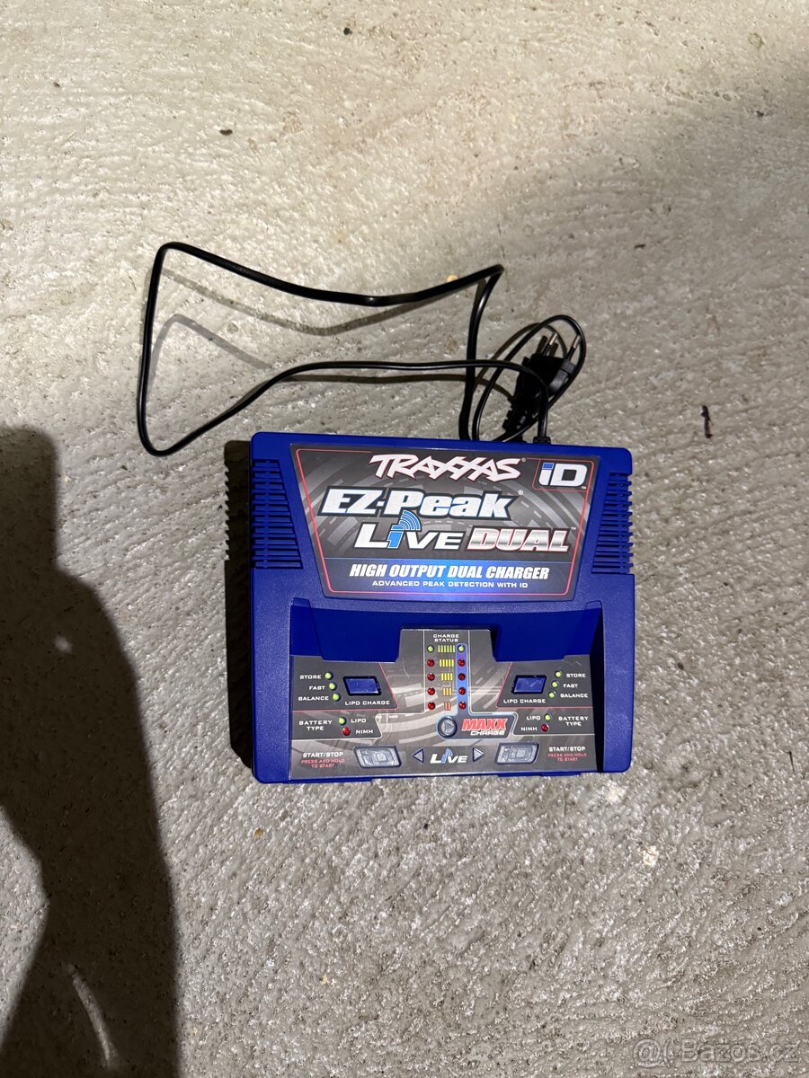 RC auto Traxxas XRT - 5