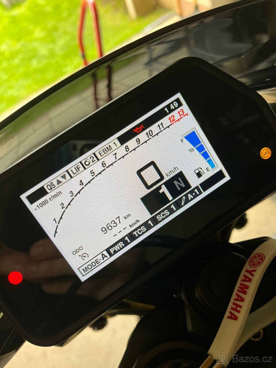 YAMAHA MT-10 SP - 5