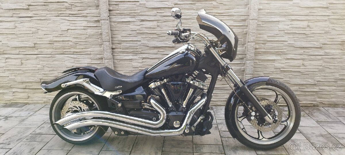 Yamaha raider xv 1900 - 5