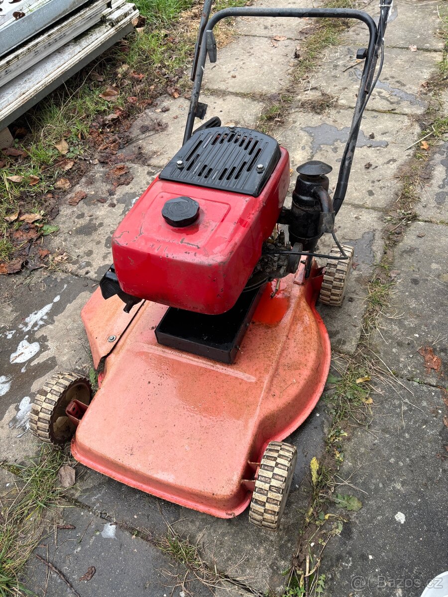 sekačka na trávu ZVL Babetta - 5