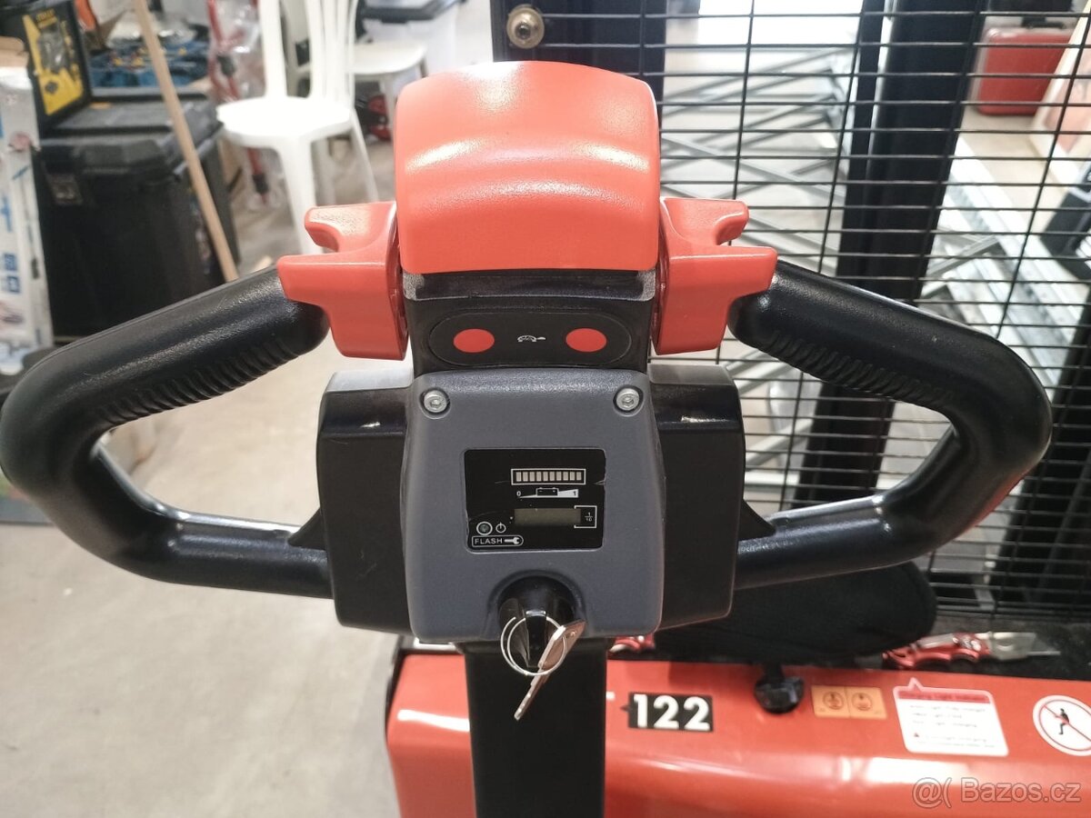 Vysokozdvižný vozík elektrický EST122 3016mm - 5