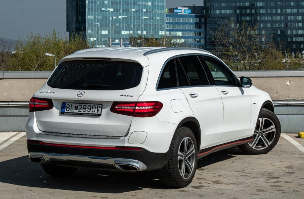 Mercedes-Benz GLC SUV 350 e 4MATIC A/T - 5