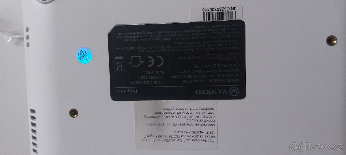 Projektor Vankyo - 5