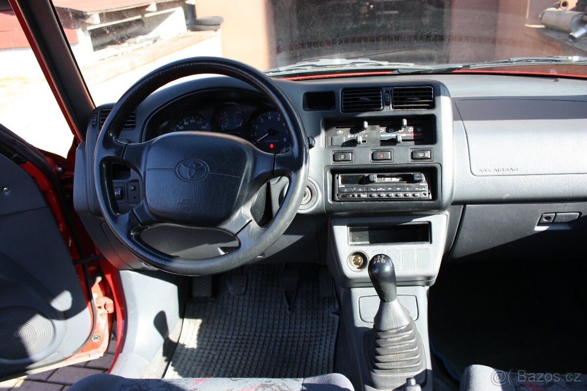 Prodám Toyota Rav4 - 5