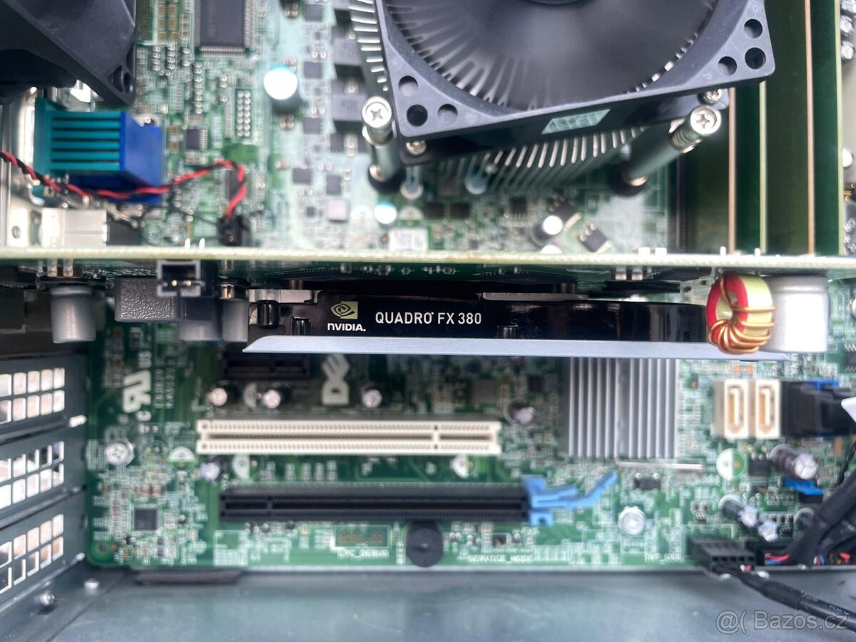 Kancelářsky PC s monitorem a reproduktor - 5