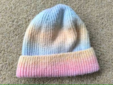 Dívčí zimní čepice, vel. do 8 let (4 kusy) - 5