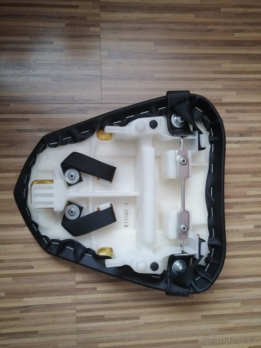 yamaha r6 rj 15 sedlo - 5