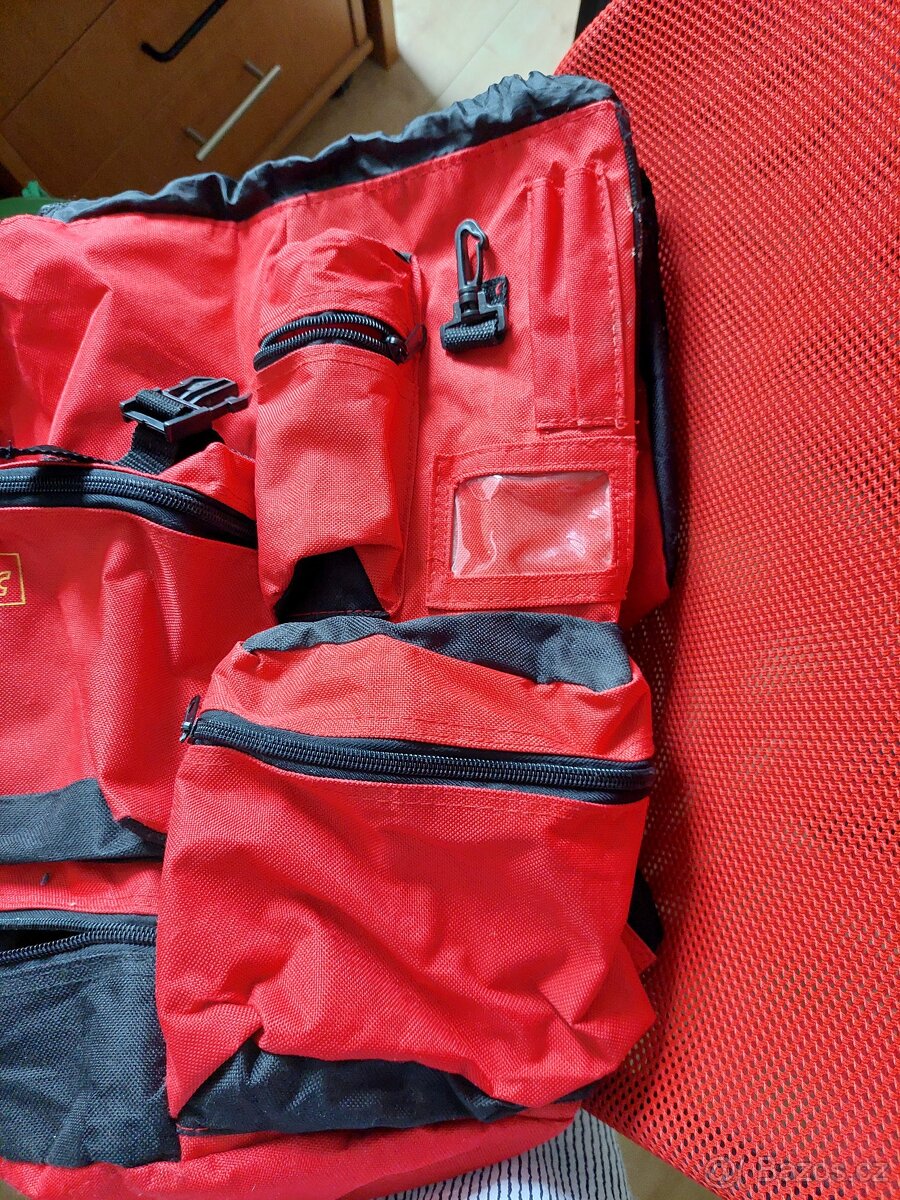 Červený baťoh pro řemeslníky - 5