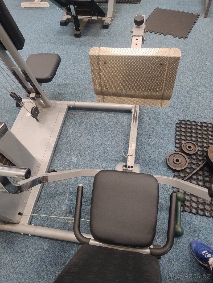 Posilovací stroj - 5