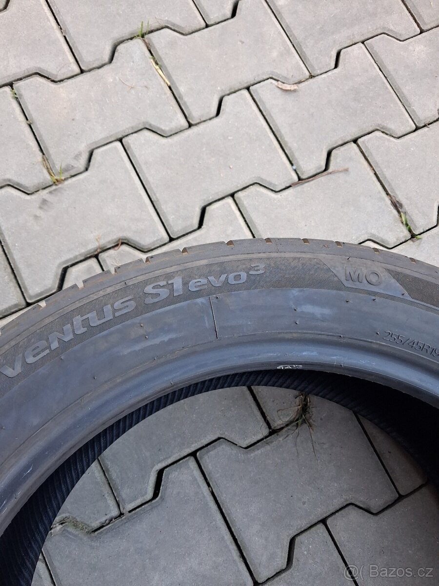 Letní Hankook 255/45/19 + 285/40/19 - 5