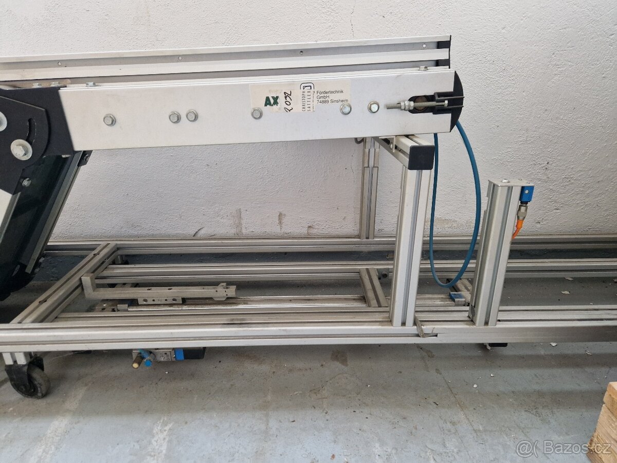 Pásový dopravník s programováním - 5