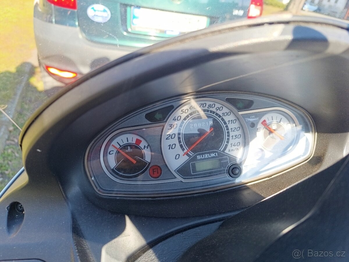 Suzuki Burgman 125 - 5