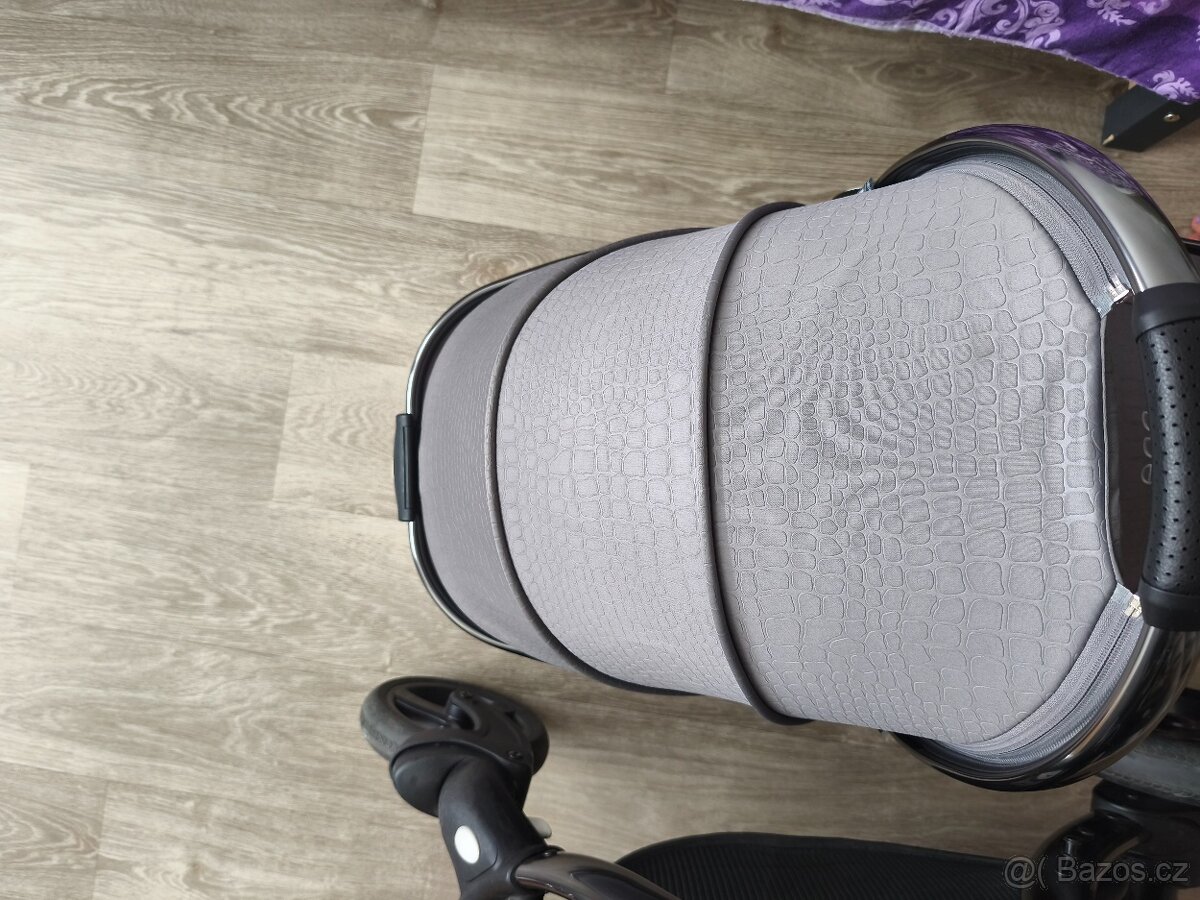 Egg 2 kočárek + příslušenství jurrasic Grey limitovaná edice - 5