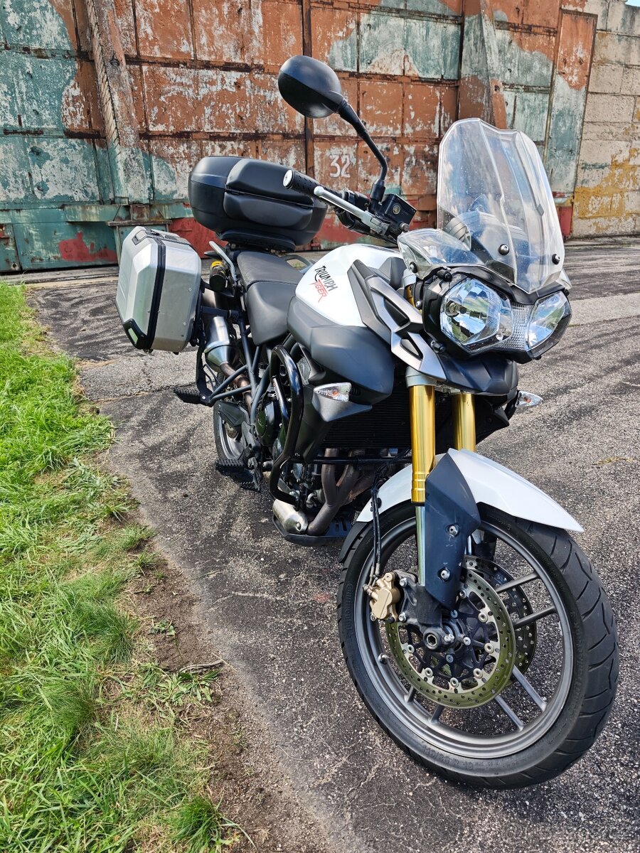 Triumph Tiger 800 - 5