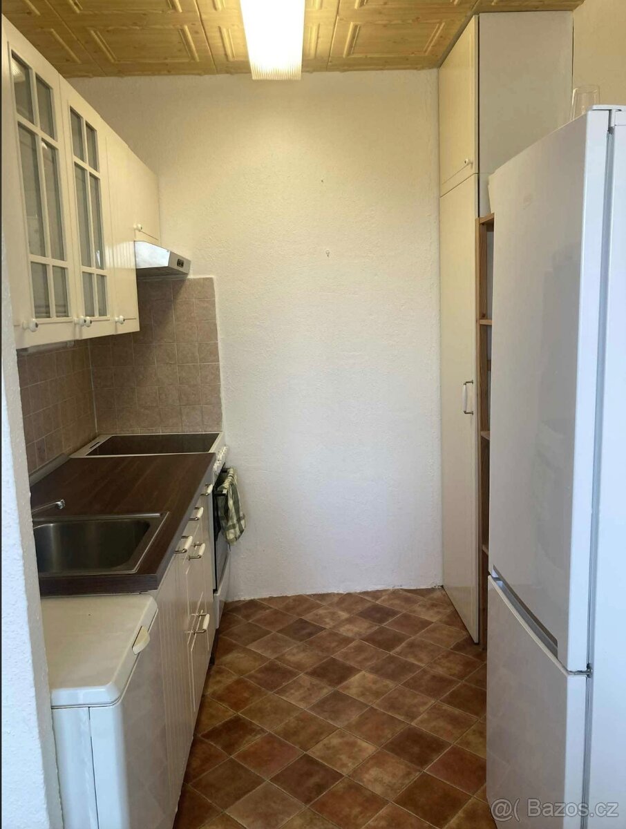 Slunný byt 35m2 v Nových Butovicích - 5