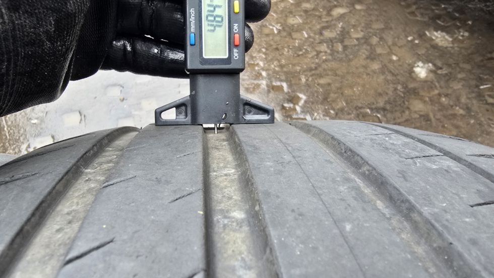 Letní pneu 245/40/20 Michelin - 5