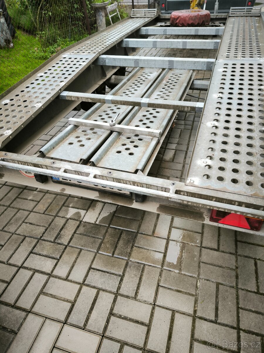 Autopřepravník , podval