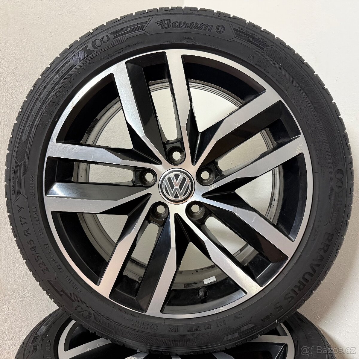 VW GOLF VII R 5x112 R17 ET49+LETNÍ 225/45R17 7mm - 5