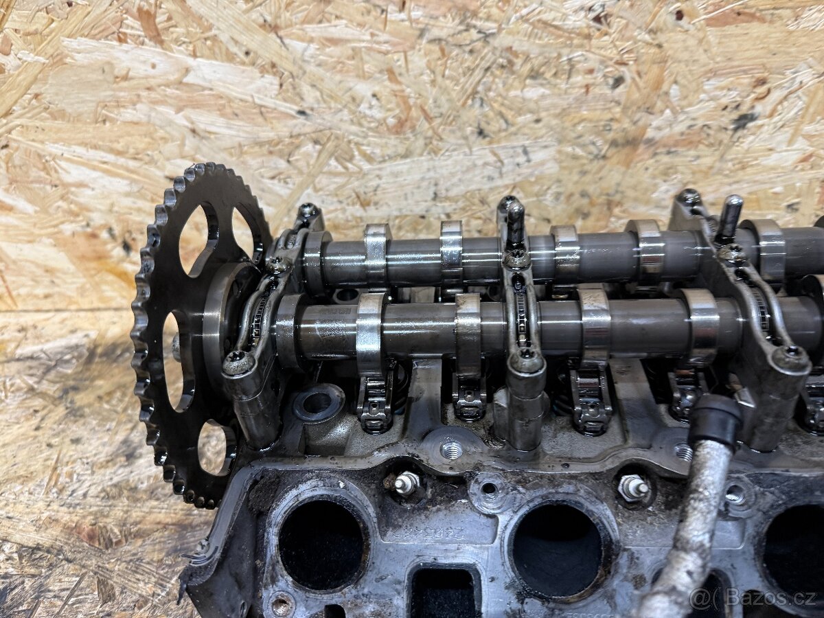 LEVÁ HLAVA VÁLCŮ 3.0 TDI 059353EK - 5