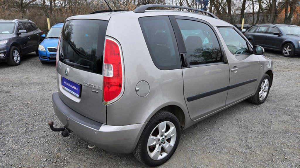 ŠKODA ROOMSTER 1.4 16V YOUNG - 5