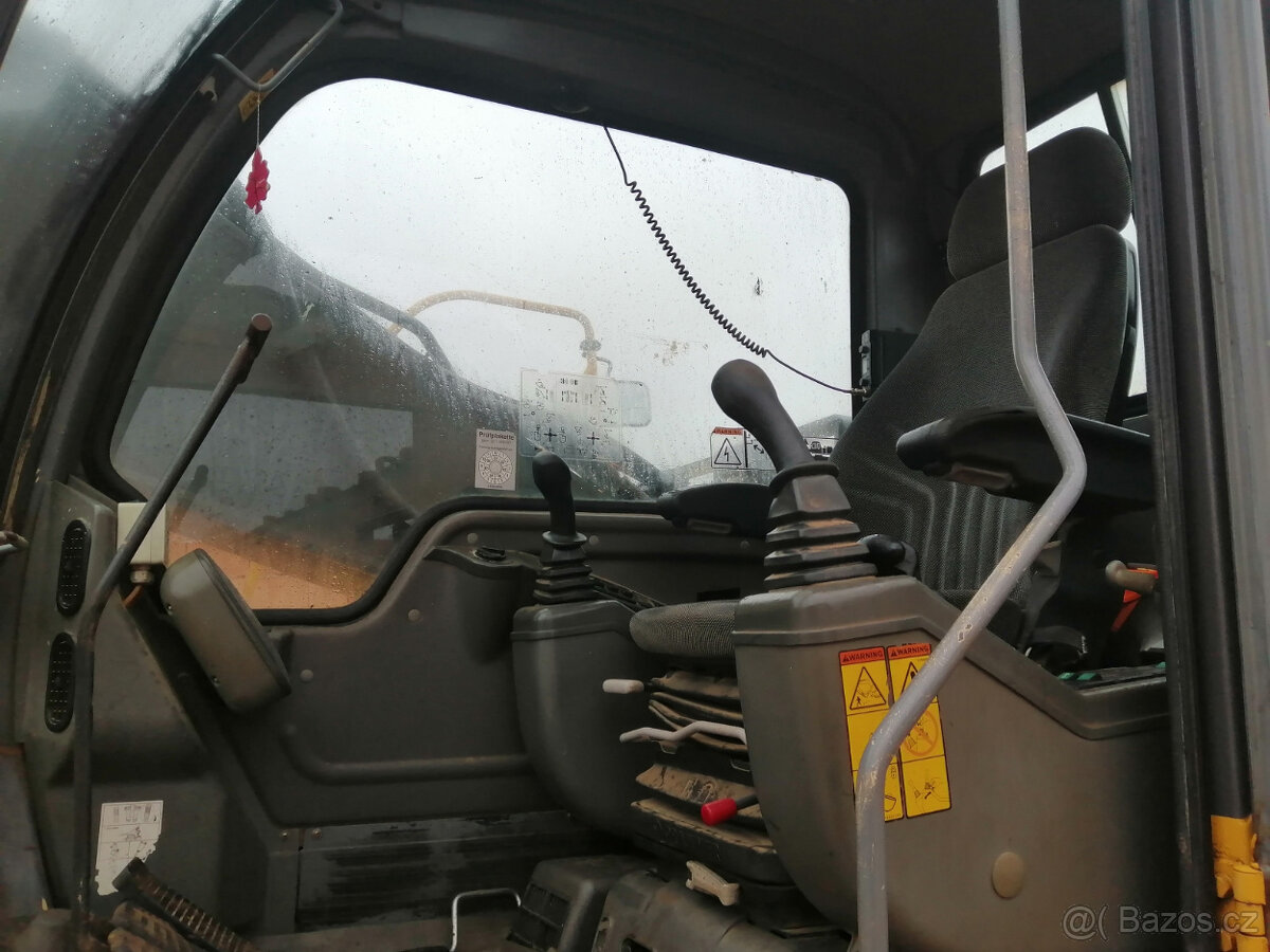 Pásový bagr Volvo EC 210 - 5