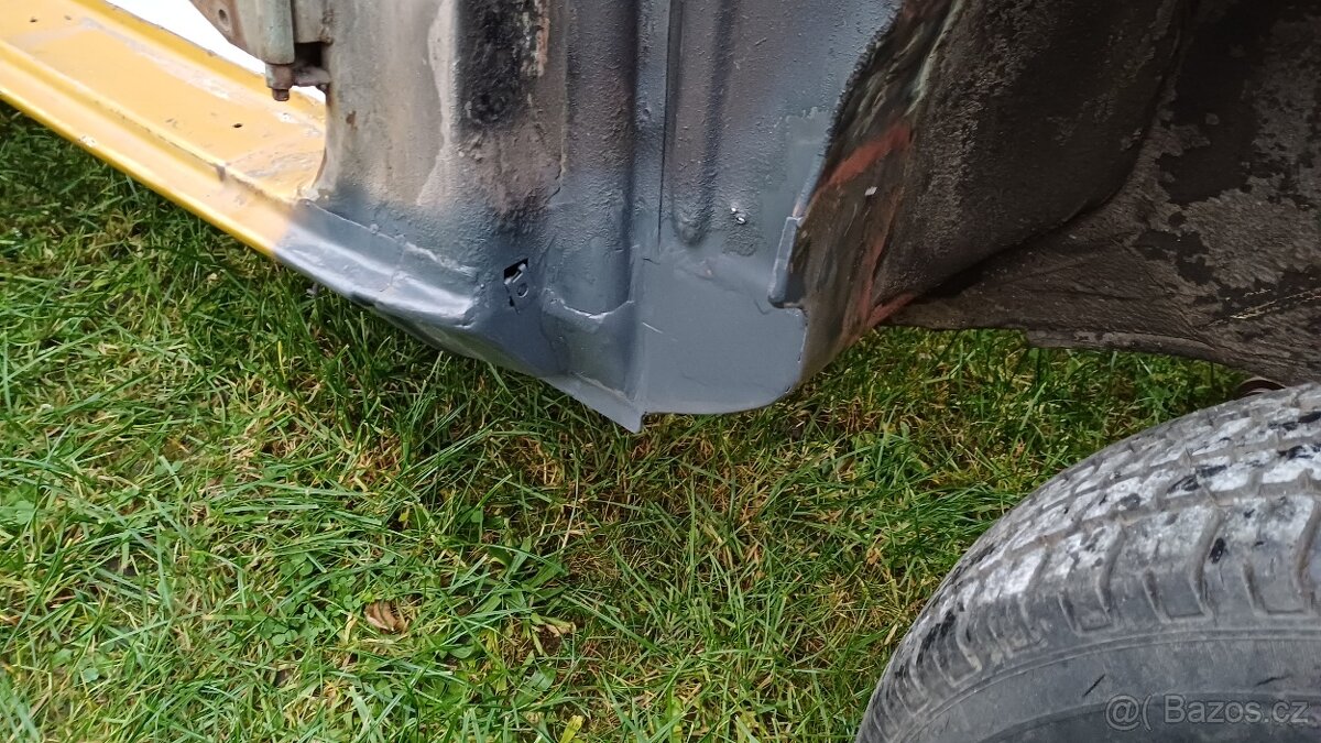 BMW e21 karoserie na kolech - 5