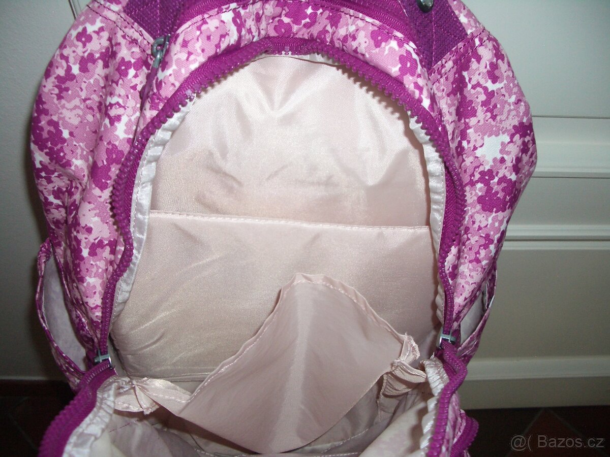 Dívčí školní batoh zn.KIPLING + penál + box TOP stav - 5
