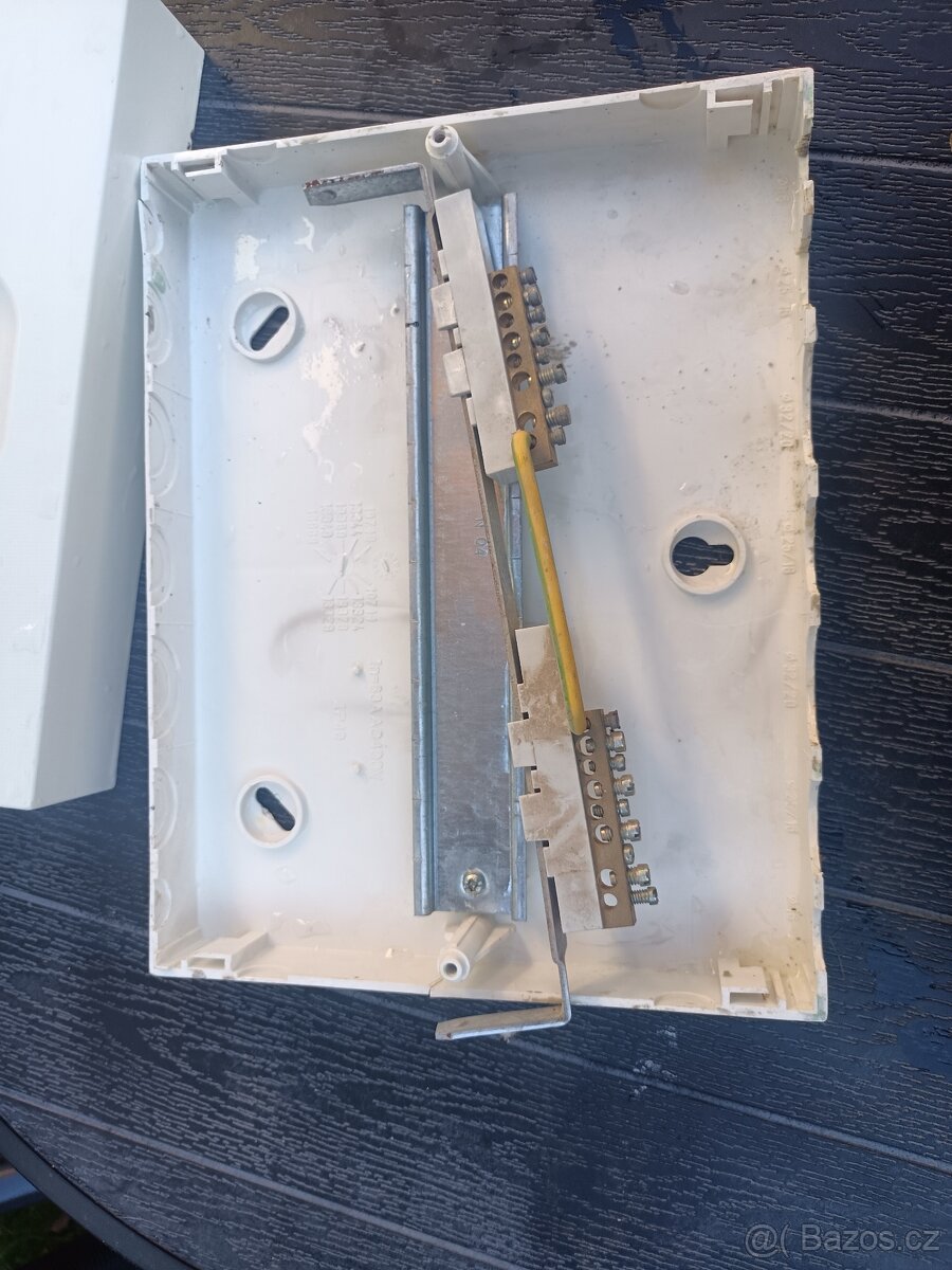 Rozvaděč Jističe - 5