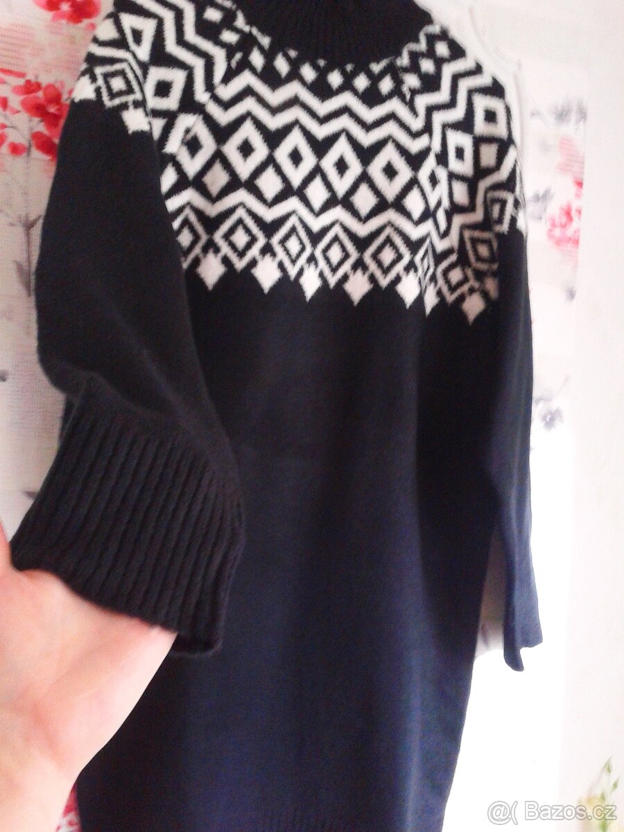 Teploučké pletené šaty s páskem 38/40 - 5