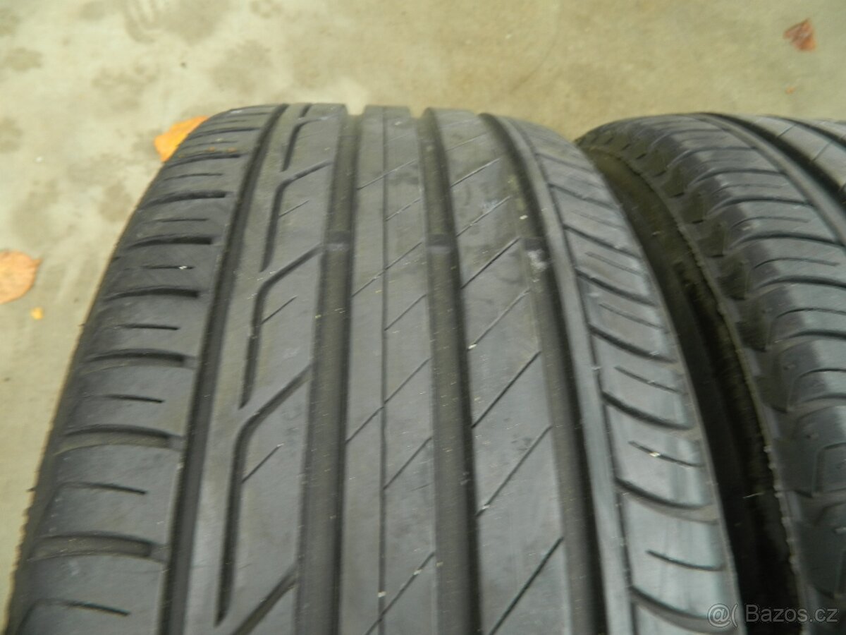 215/50 R18 95w - 5