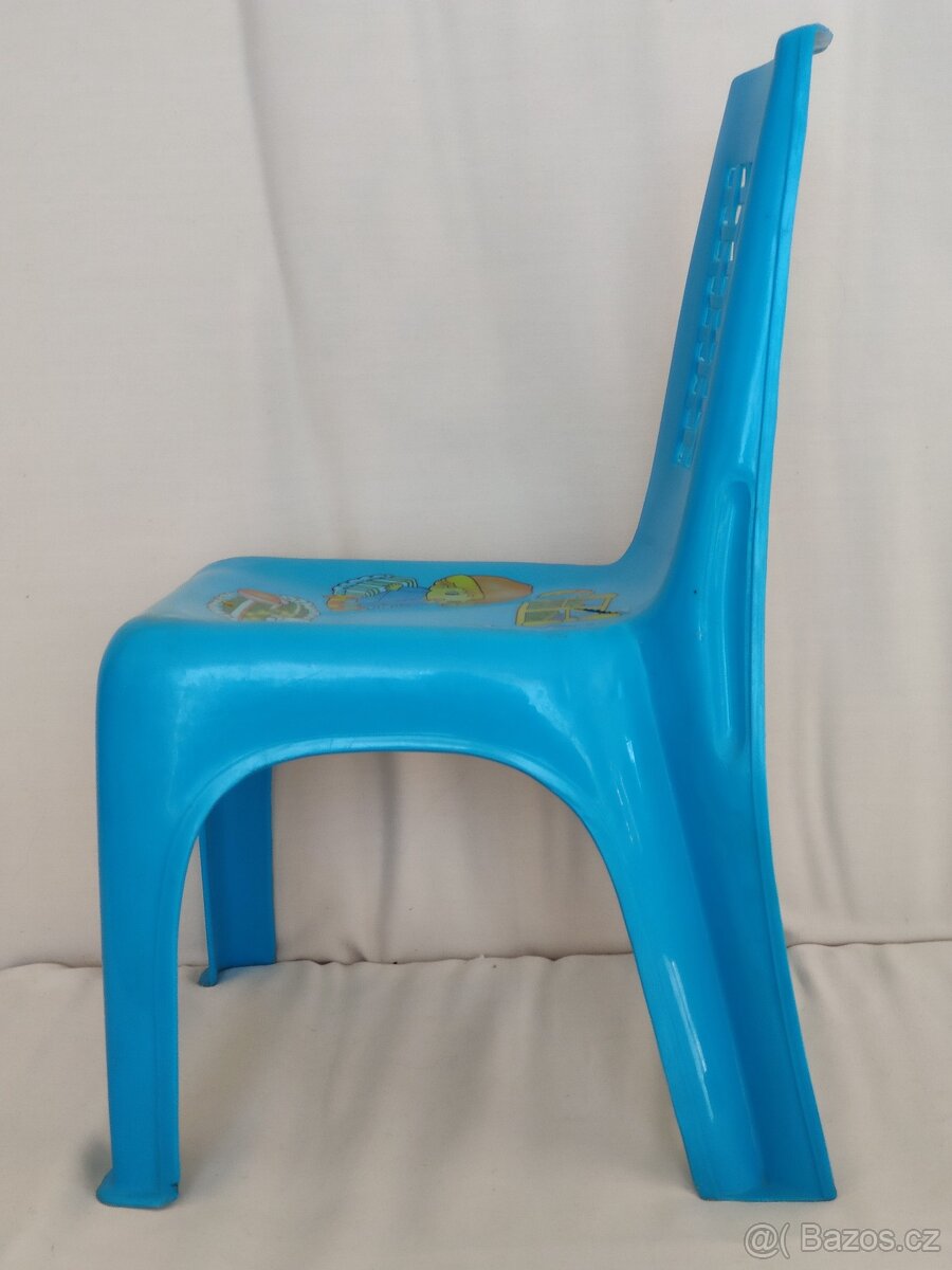 Židlička dětská plastová 150,- Kč - 5