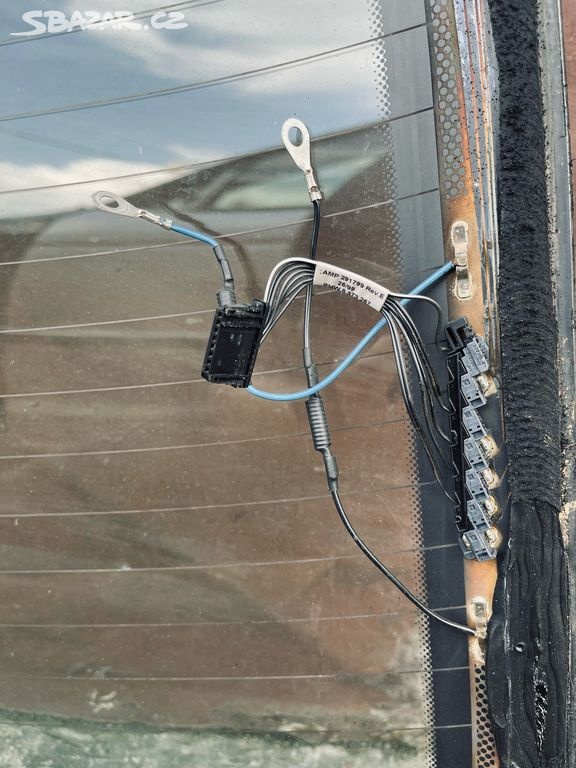 ‼️Zadní zelené sklo s anténou - BMW e46 coupé - 5