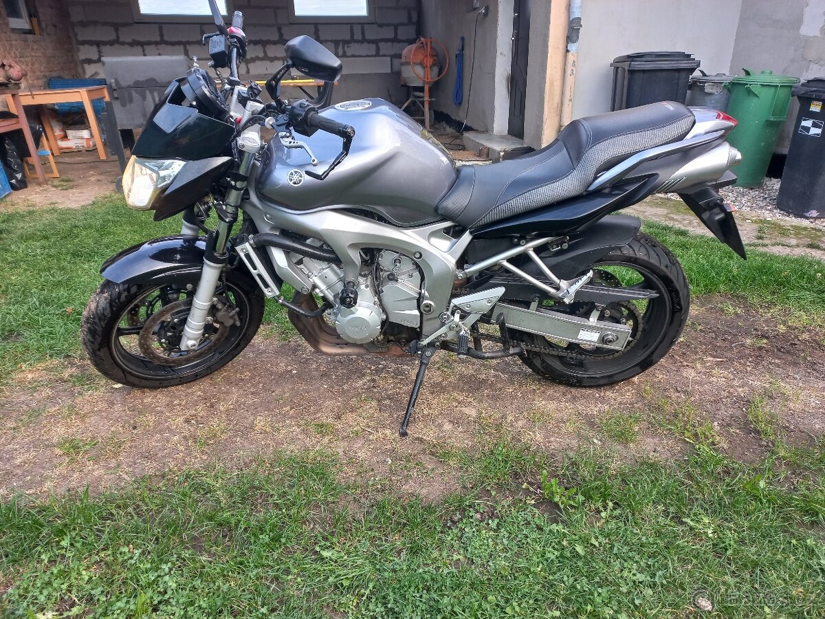 Yamaha fz6n - 5