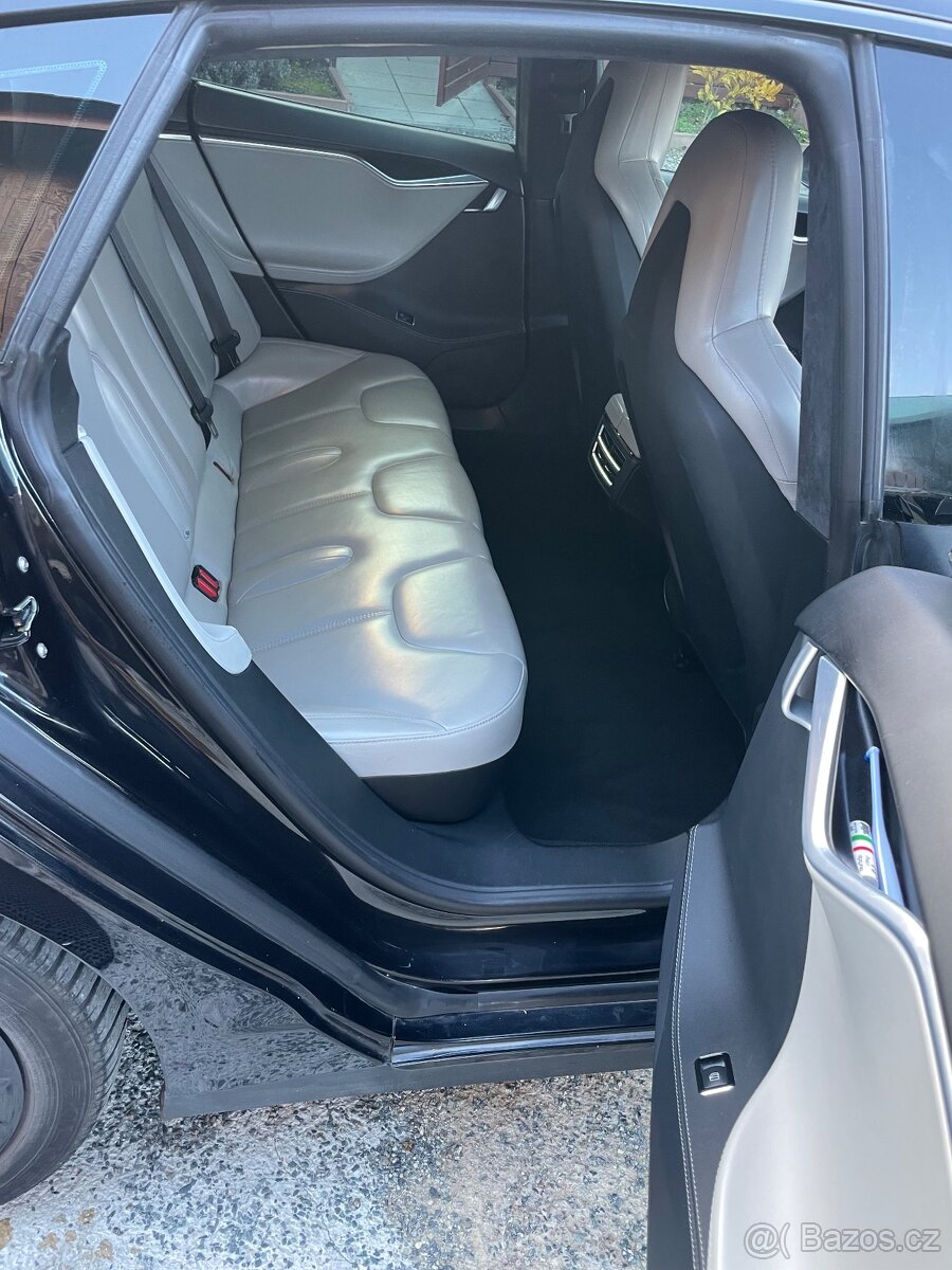 Tesla model s P90D Nabíjení zdarma SC01 - 5