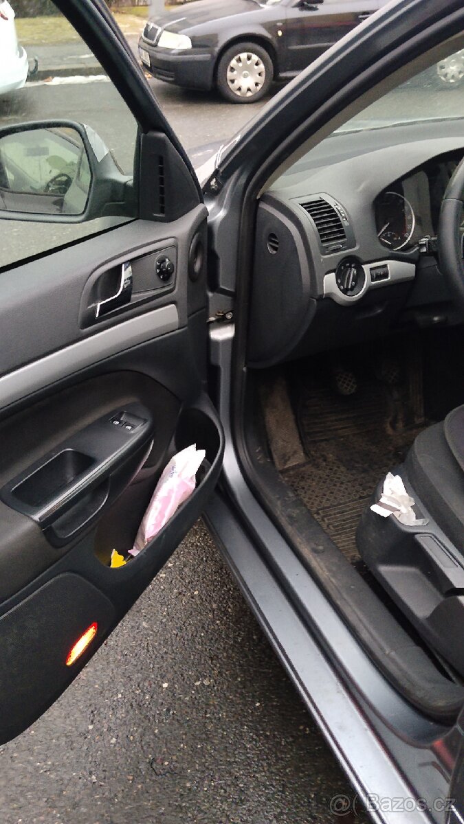 Škoda Octavia 2- 2012 2.0L 400000km - 5